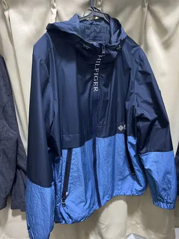 [ 새상품급 ] TOMMY HILFIGER XL 마운틴 후드티