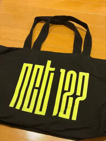 [ 초레어 ] NCT 127 로고 토트백