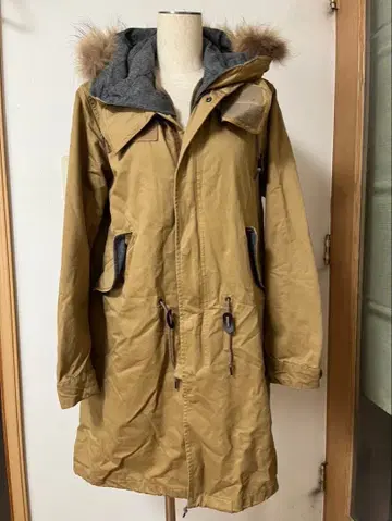 [새상품급] 저널 스탠다드 모즈 코트 사이즈 38 M