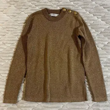 새상품급 푸치바토 골드 라메 니트 골드 버튼