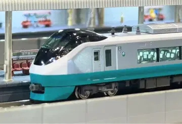 N 게이지 KATO E657계 히타치 10량 풀편성 (그린 컬러)