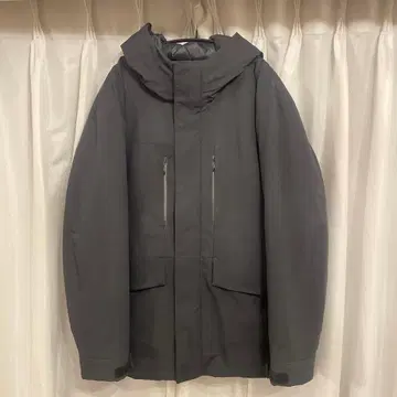 유니클로 하이브리드 다운 파카 M 블랙 자켓 새상품급