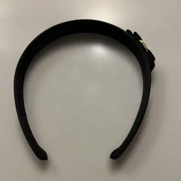 페라가모 블랙 헤어밴드 골드 버클 포함