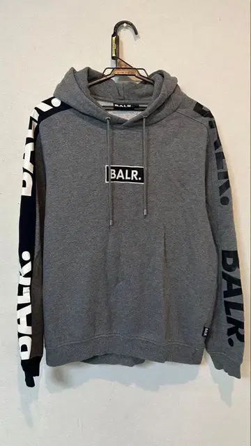 BALR. 그레이 후드 부착 후드티