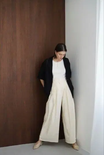 CLANE 클라네 TUCK DESIGN WIDE PANTS