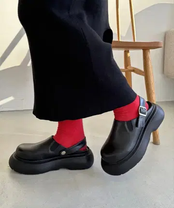 [ DISCOAT ] 크로그 사보 슈즈 블랙