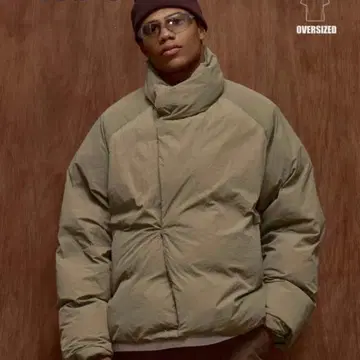올리브 그린 다운 자켓