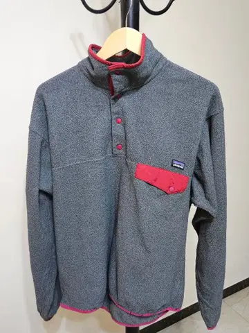 Patagonia 신틸라 스냅T M 그레이 x 레드