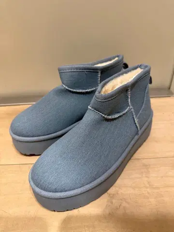 데님 소재 어그 부츠 미사용 새상품 블루