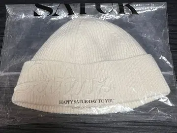 satur 로고 니트 모자 화이트