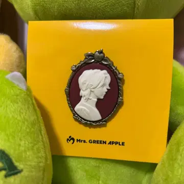 미세스 바벨탑 카메오 핀 배지 오오모리 모토키