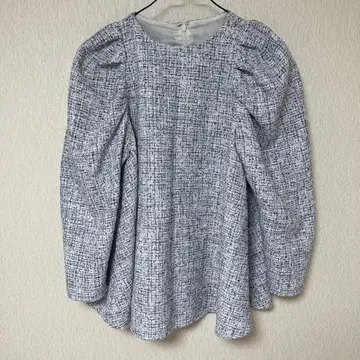 HUIT boutique 트위드풍 퍼프 슬리브 블라우스