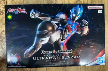 울트라맨 블레이저 스탠다드 프라모델