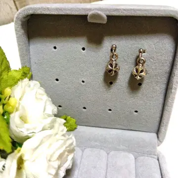 [ 무료배송 ] 몰티즈 크로스 귀걸이 (양쪽 귀용)