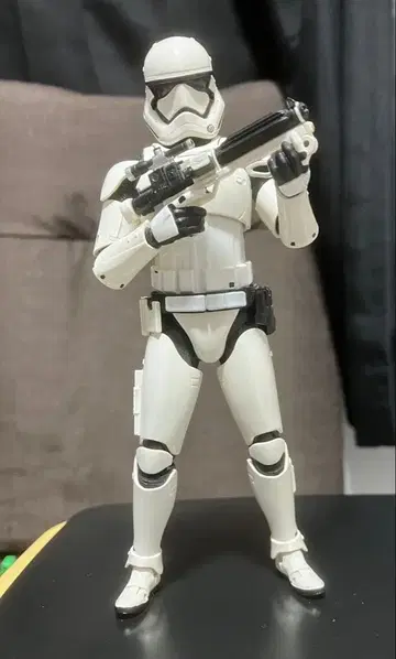 [정크제품] S.H.피규아트 퍼스트 오더 스톰 트루퍼