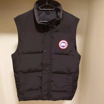 Canada Goose 블랙 다운 베스트 L