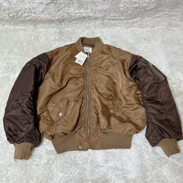 새상품 미사용 Ungrid 바이컬러 볼륨 디자인 MA-1 자켓