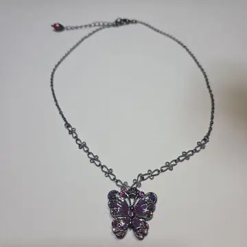 나비 디자인 목걸이 보라색과 핑크