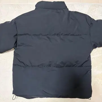 ASTRONOMY 블랙 다운 자켓 L 새상품 블랙 드로 코드 부착