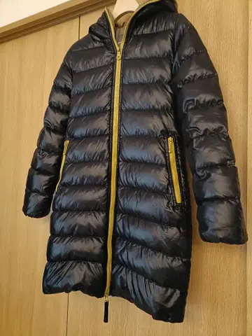 DUVETICA 블랙 다운 자켓 38