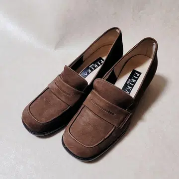 히미코 PIRIKA 스웨이드 힐 로퍼 24cm 브라운