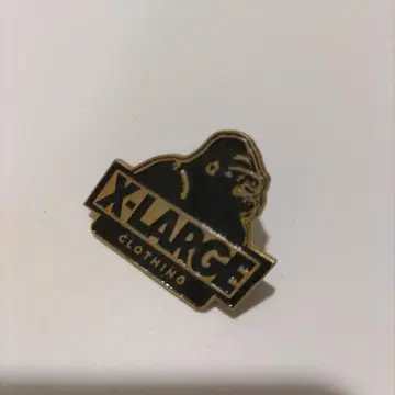 X-LARGE 고릴라 실루엣 핀 배지