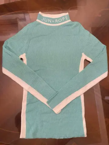 준앤로페 스웨터 S 민트 그린