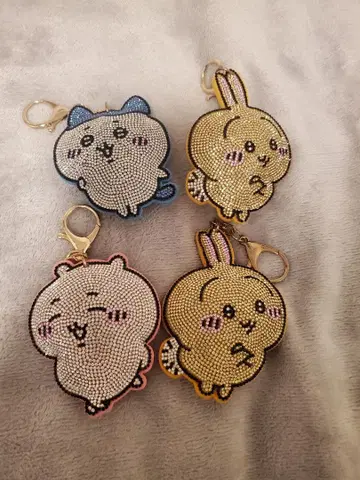 치이카와 키라키라 스톤 키링