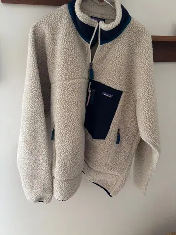 Patagonia 플리스 자켓 크림색