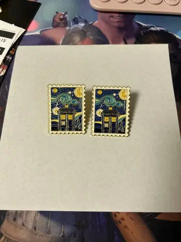 닥터 후 핀 배지 2개 세트