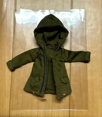 azone 1/12 모즈 코트 넨도로이드