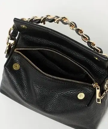 블랙 가죽 숄더백