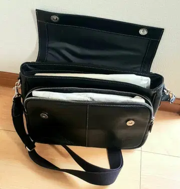 DAKS 남성용 숄더백 익명 배송