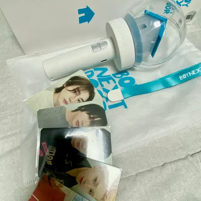 보이넥스트도어 응원봉