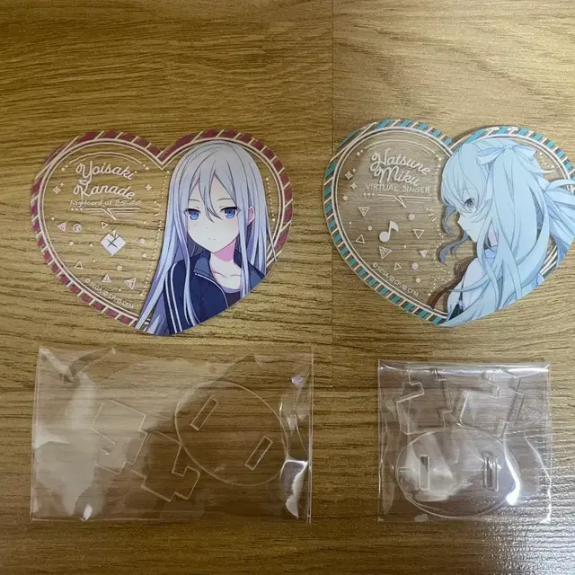 프로젝트 세카이 프세카 카나데 니고 미쿠 피쿠리아 하트 아크릴 스탠드