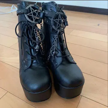 데모니아 DEMONIA 초통굽 부츠