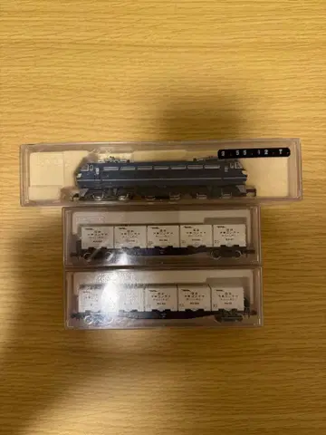 EF81형 파란 기관차 3량 화차 세트