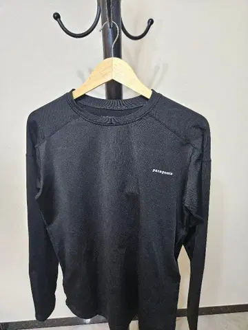 Patagonia 두꺼운 원단 베이스 레이어 롱 슬리브 블랙