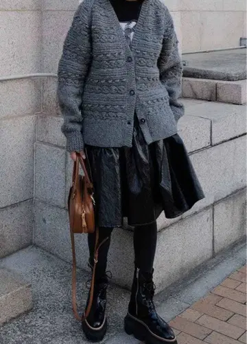 새상품 MACHATT 울 핸드 니트 가디건 그레이