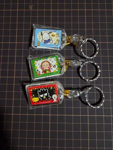 포차코 & 오사루노몬키치 & 배드마츠마루 하피단부이 키링 당시 물품
