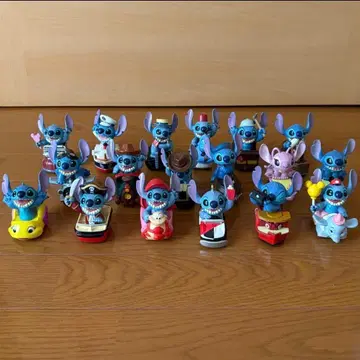 스티치 어트랙션 피규어