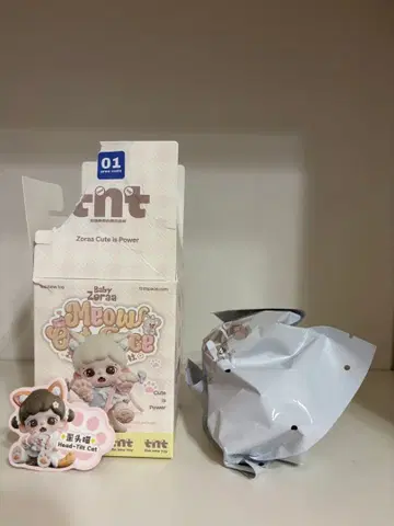 TNT 베이비 조라 냐옹 고양이 얼굴