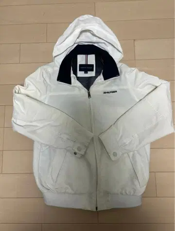 [ 인기 ] 타미힐피거 스윙탑 블루종 화이트 메쉬 안감 S