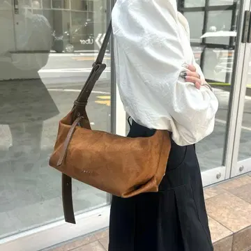 loti 롱 벨트 호보 BAG