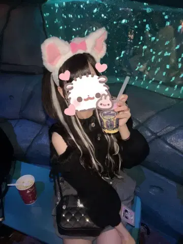 LIZLISA 퍼 슬리브 오픈 숄더 니트 블랙