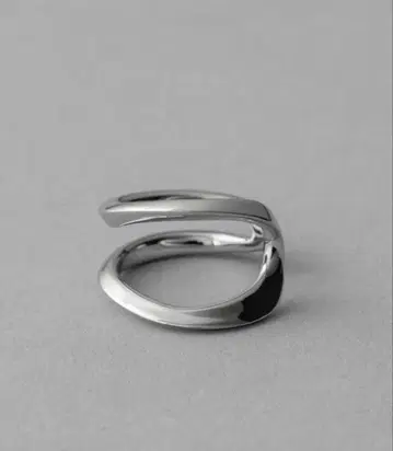 ete 플래티넘 트위스트 이어커프 반지 2way