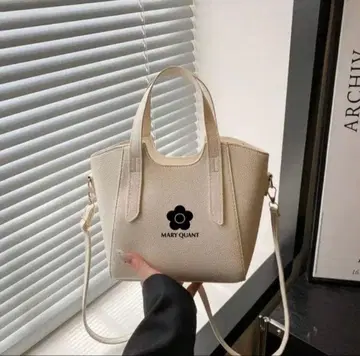 마리콴트 숄더백 핸드백 안쪽 지퍼 포함