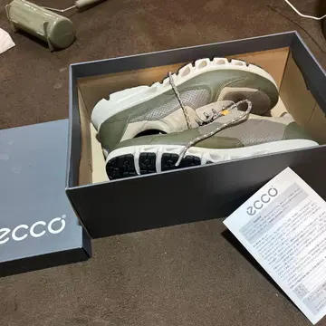 ecco 스니커즈 그레이/올리브