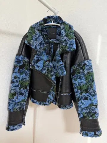 JEANASIS 플라워 패턴 자켓