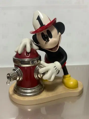 미키마우스 소방관 피규어 한정판 made in USA